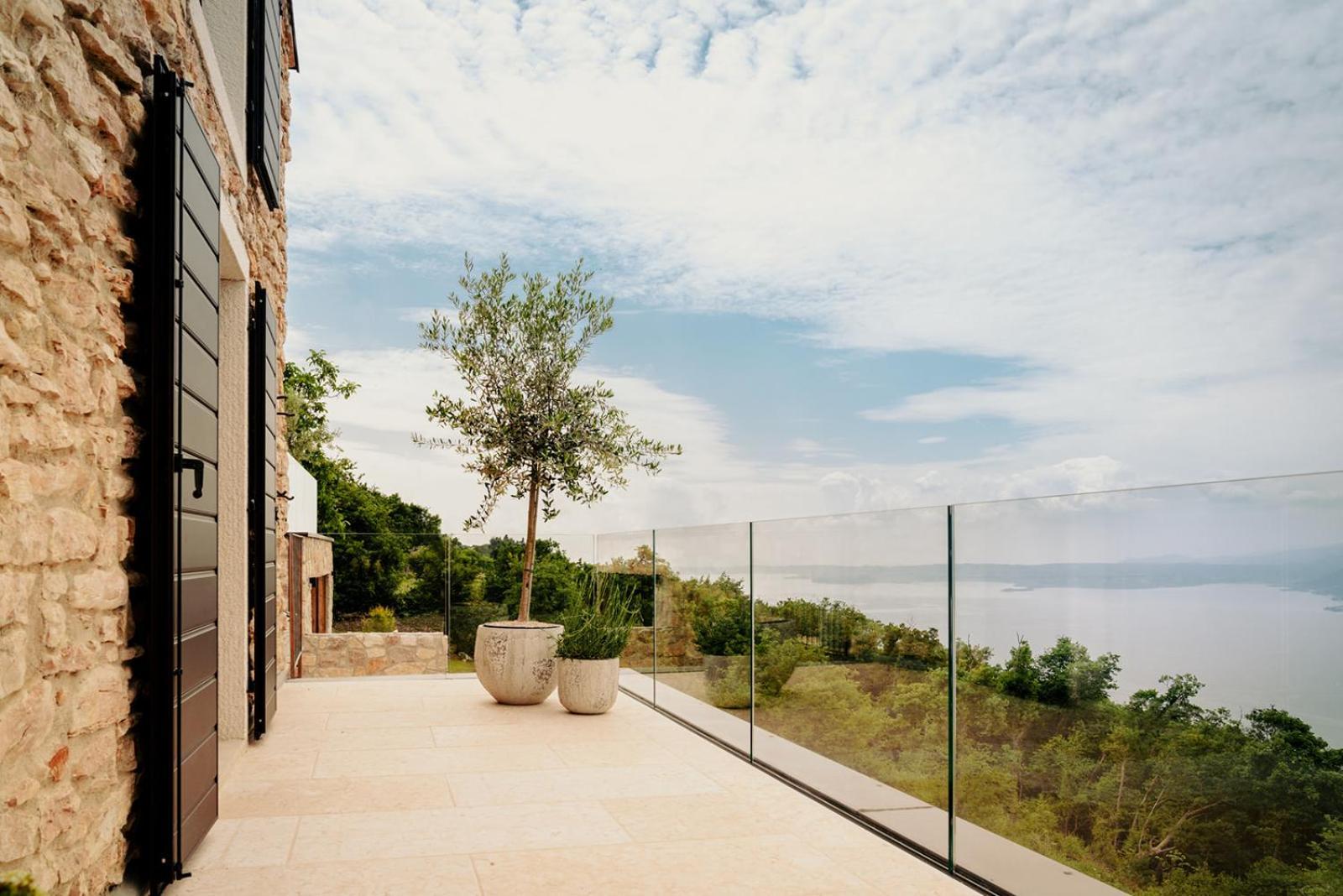 Favai Hills Your Secret Hideaway Бренцоне-суль-Гарда Экстерьер фото